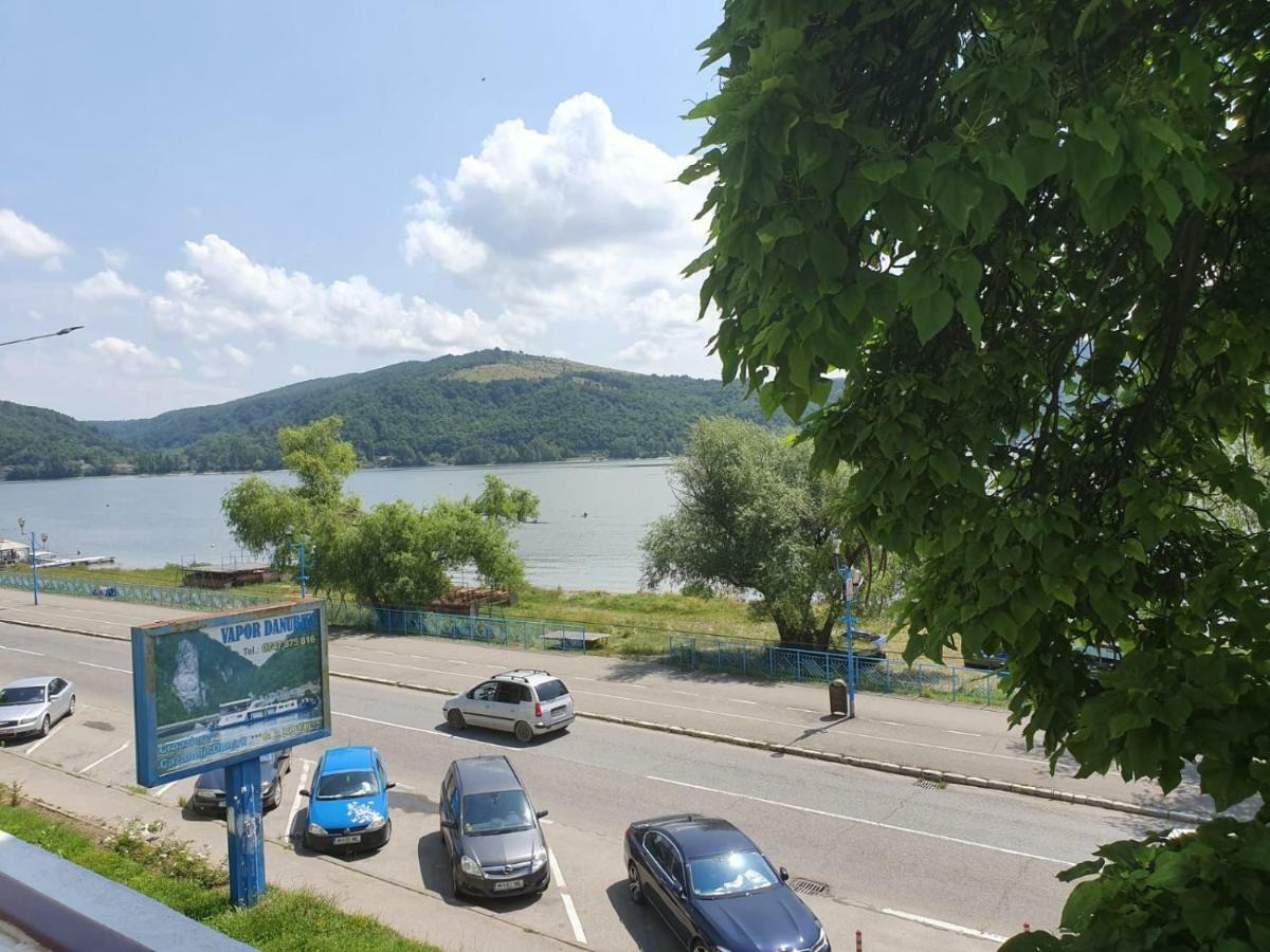 Apartament Denis Apartment Orsova Luaran gambar